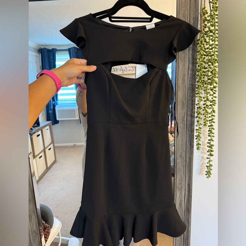 Selfie leslie black dress - size M